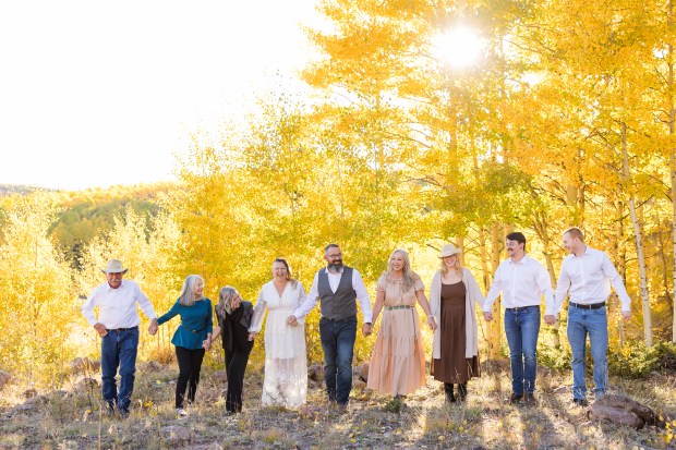 Elopement photographer in Steamboat Springs