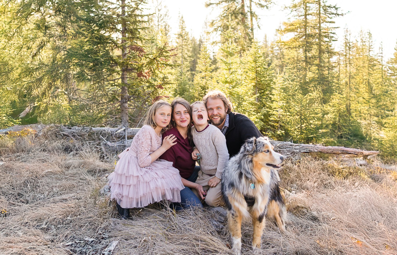 Family photographer in Steamboat Springs Colorado