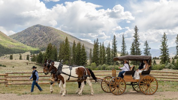 Wedding photographer in Steamboat Springs